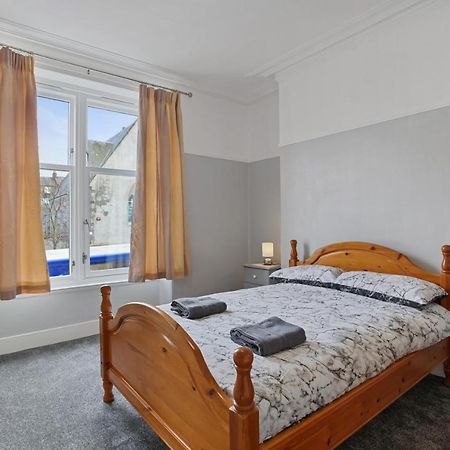 Lovely 3 Bedroom Apartment In Aberdeen Centre 外观 照片